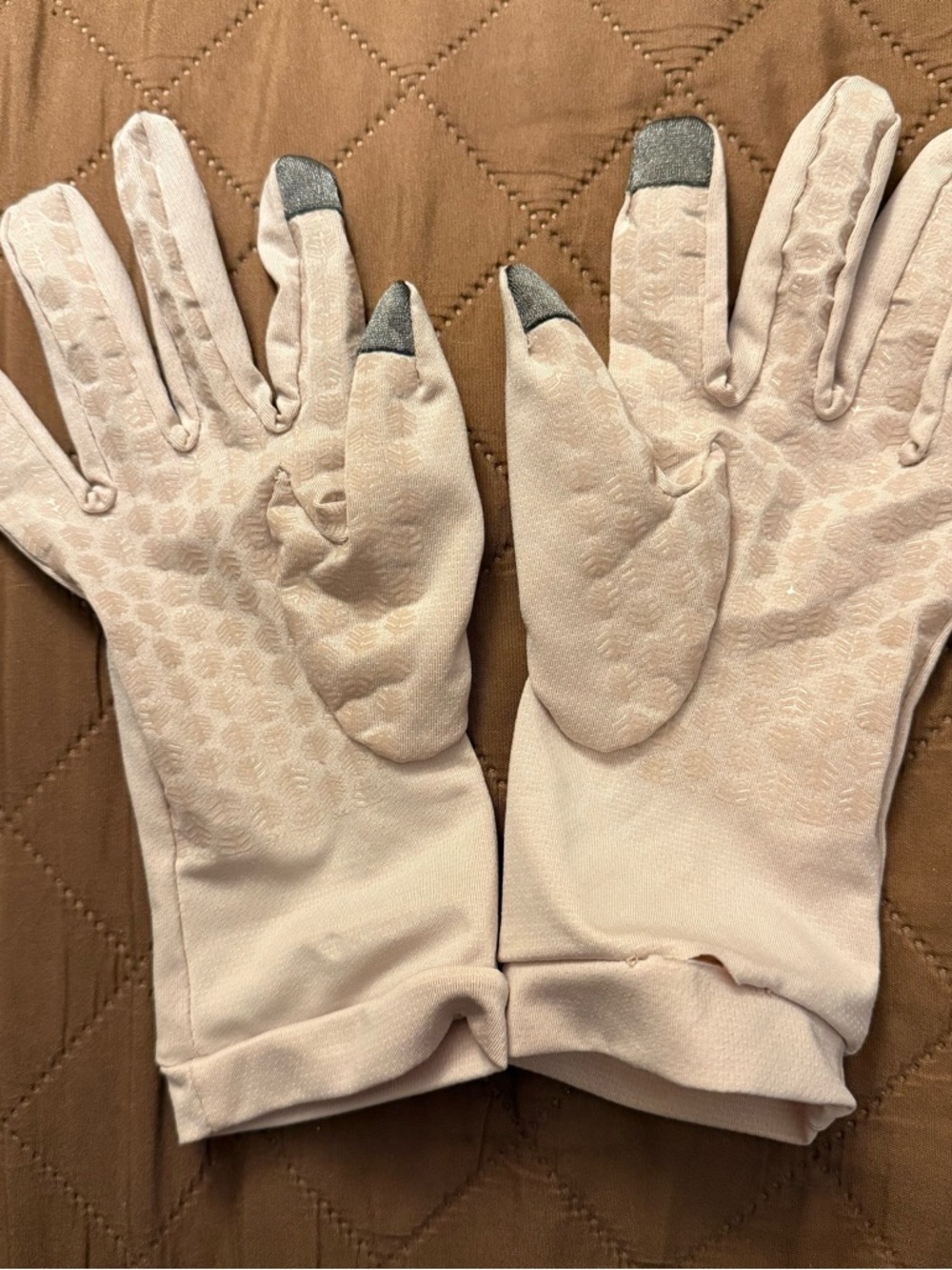 Coolibar Tan Touchscreen UV Gloves 2 pair Size M - Picture 7 of 9
